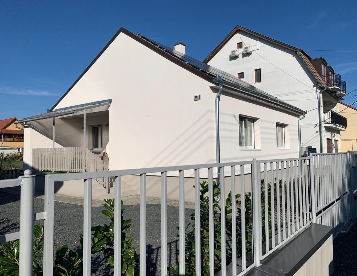 Ferienhaus Otthon A Balatonon Vendeghaz *